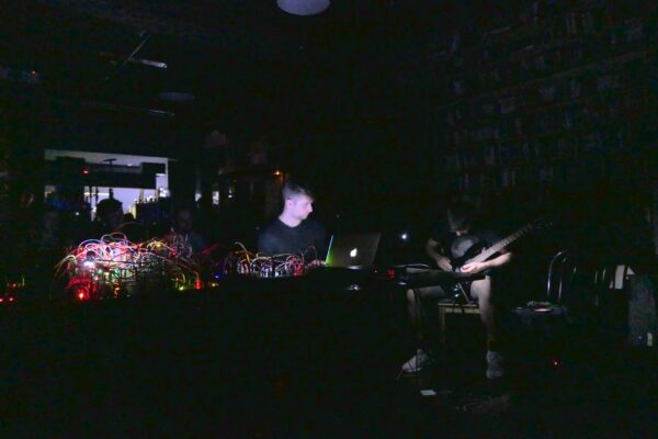 43626182_1375246799278436_4626169528617795584_n