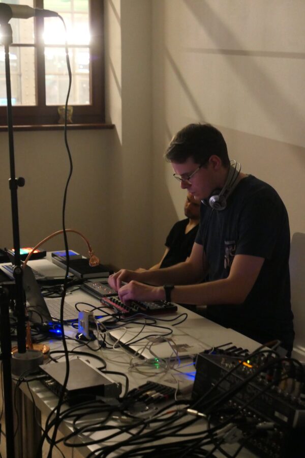 56470425_1489910011145447_501119217681039360_n