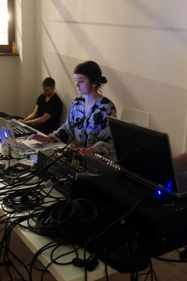 56531117_1489909934478788_8845698958173929472_n