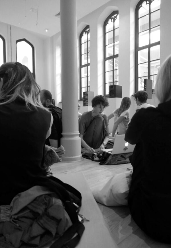 62507819_1543628159106965_8879472631074521088_n