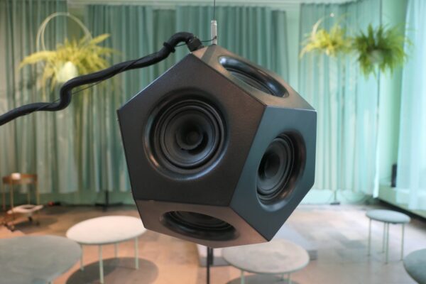 71776977_1650060541797059_1753618156066177024_n