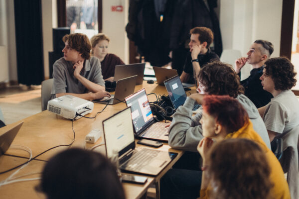 483860433_1062405729257567_1376664314800074717_n