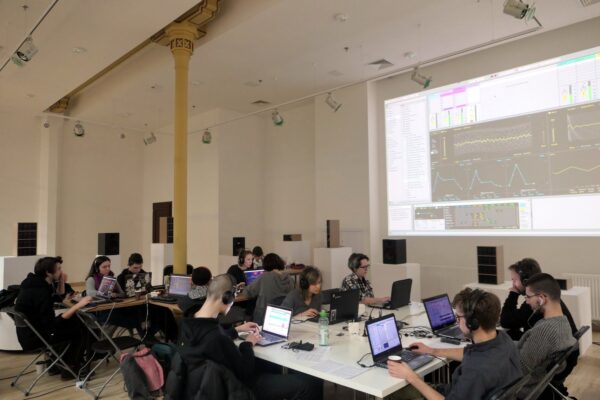 53100564_1470980596371722_4159171021489831936_n