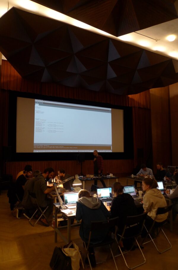 75534880_1696559523813827_4929347228478210048_n