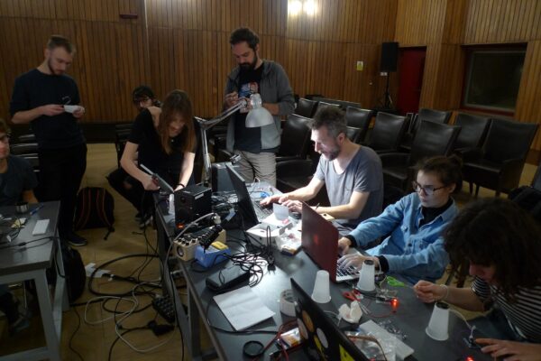 77390657_1696560287147084_6701171845401411584_n